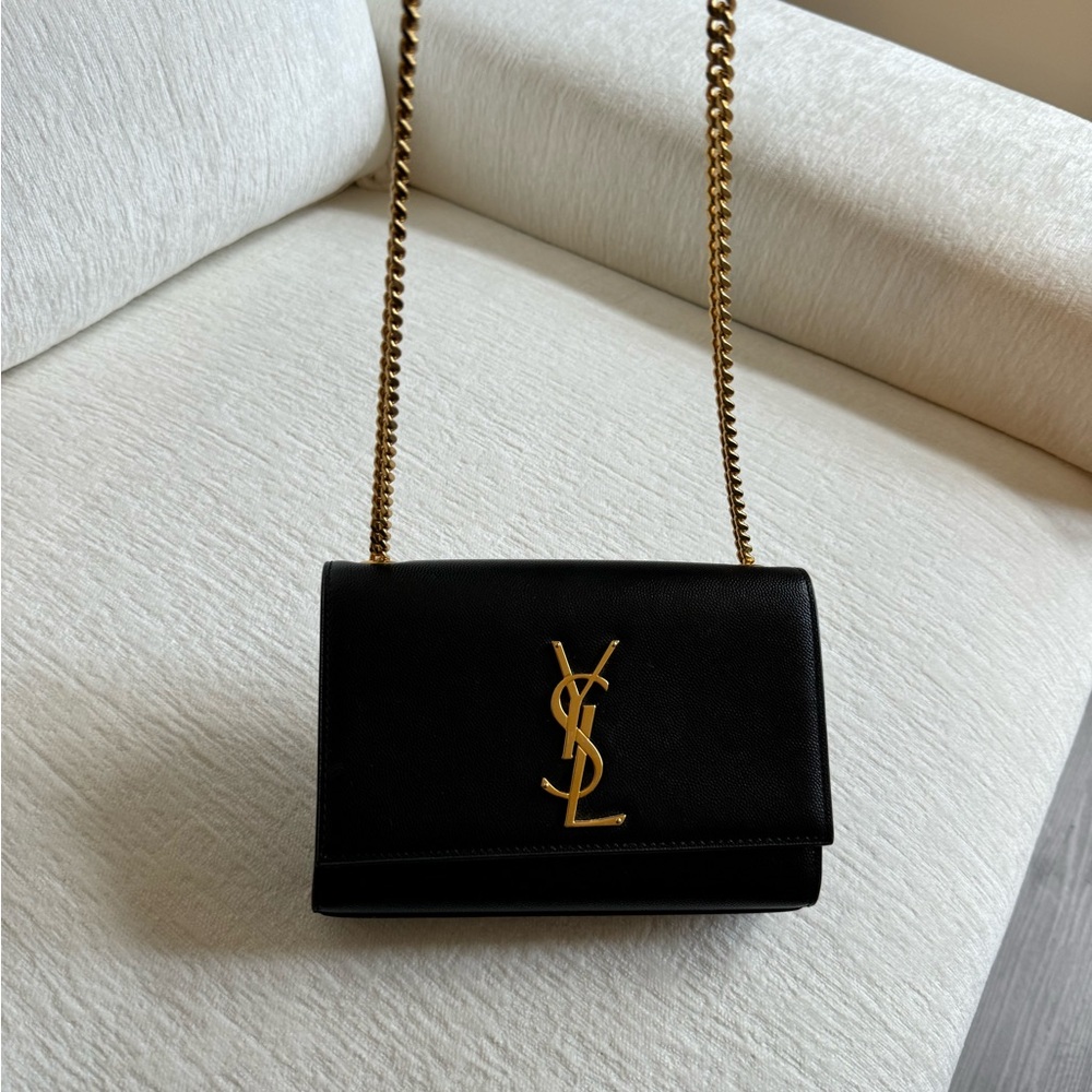 KATE SMALL IN GRAIN DE POUDRE EMBOSSED LEATHER